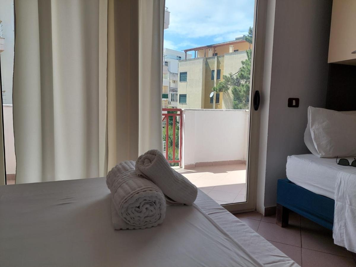 Hotel Nacional Durres Bagian luar foto