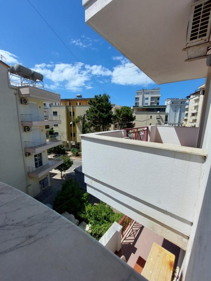 Hotel Nacional Durres Bagian luar foto