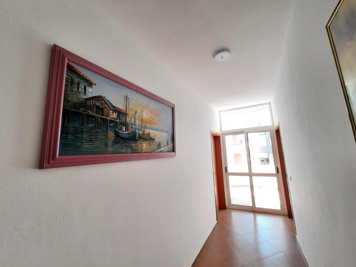 Hotel Nacional Durres Bagian luar foto