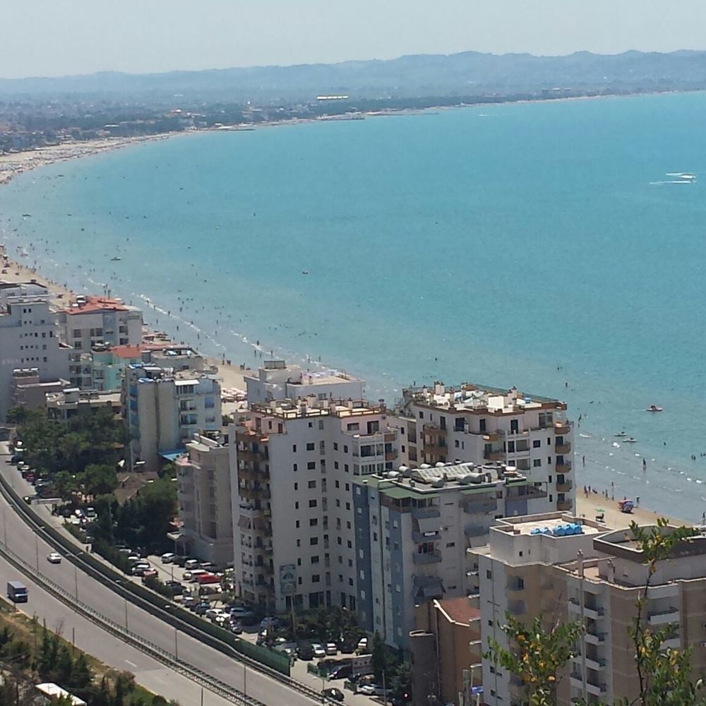 Hotel Nacional Durres Bagian luar foto